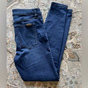 Joes jeans size 30 EUC high rise Charlie skinny